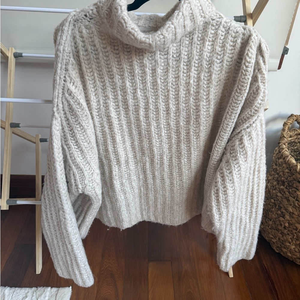 Free People Sweater Women M Pearl Fluffy - Picture 6 of 7